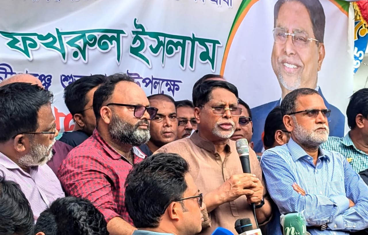 মডেল মন্দির তৈরি করবো - ফখরুল ইসলাম