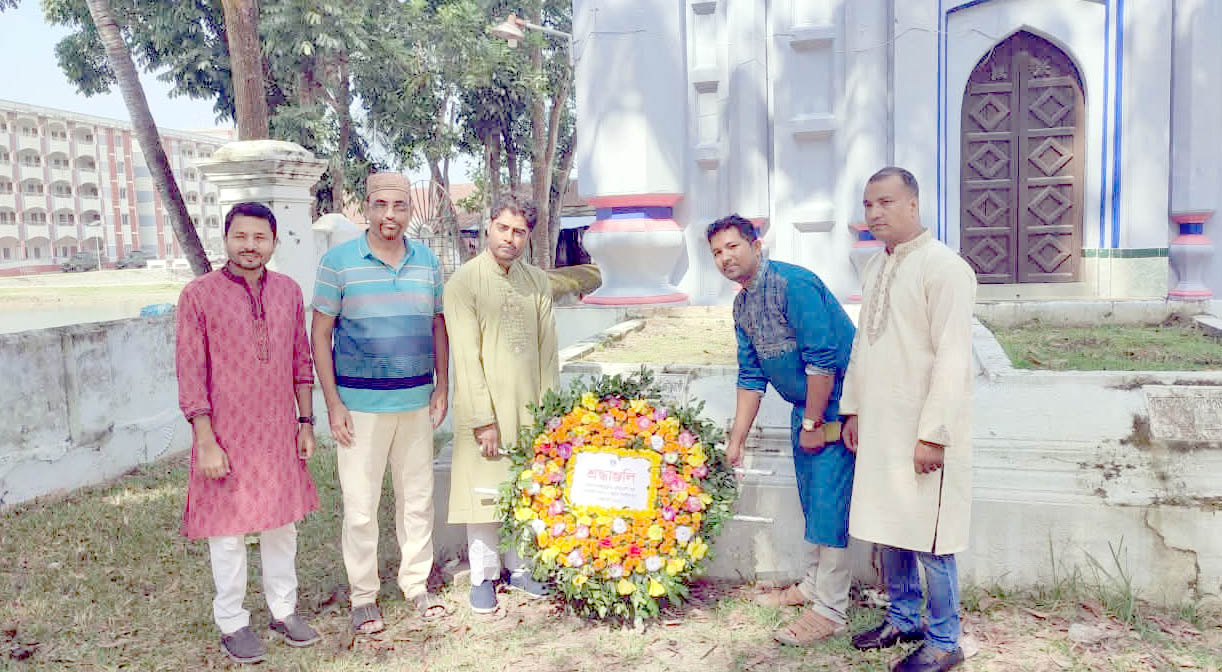 নবাব ফয়জুন্নেসার সমাধিতে নোবিপ্রবিয়ানদের শ্রদ্ধা