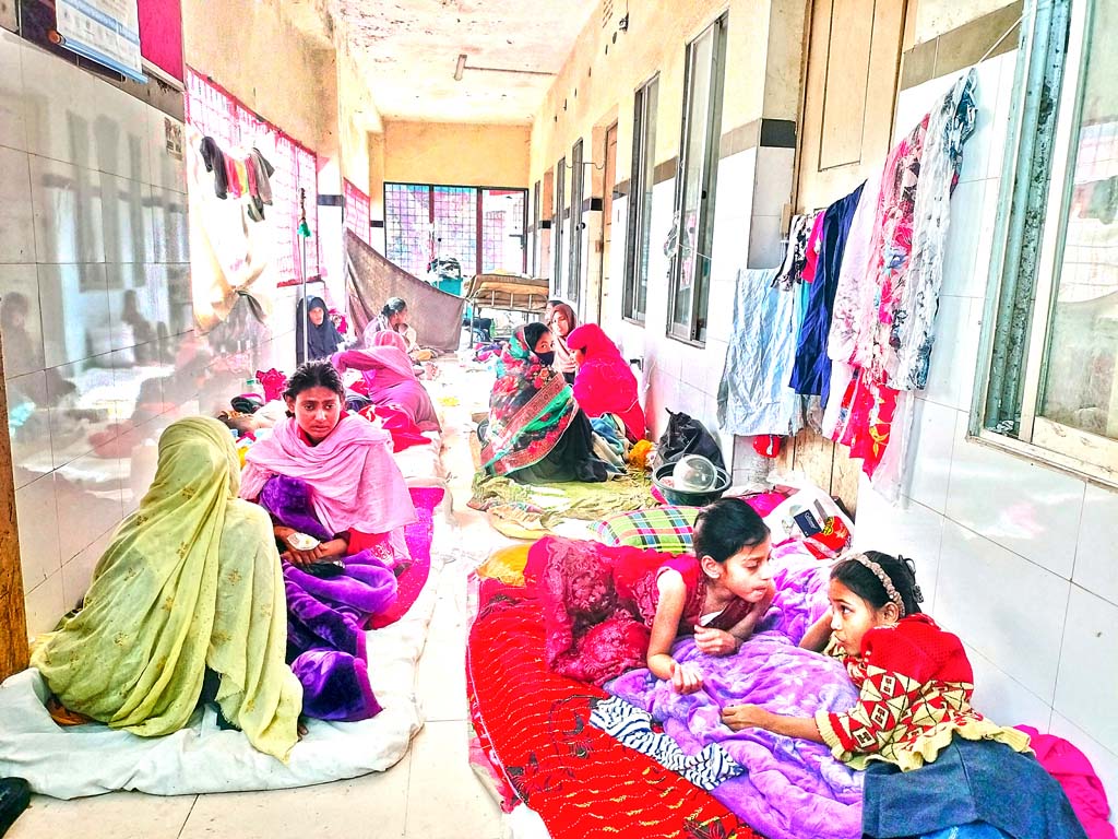 সুবর্ণচরে তীব্র শীতে ৫ শিশুর মৃত্যু, বাড়ছে নিউমোনিয়ার প্রকোপ