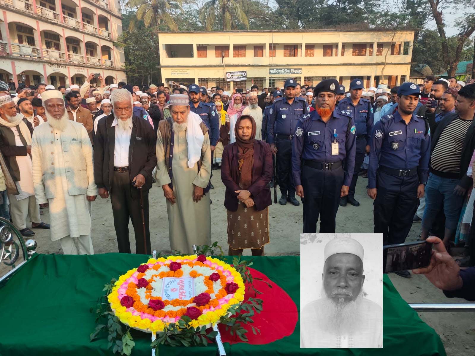 রাষ্ট্রীয় মর্যাদায় বীর মুক্তিযোদ্ধা এবি ছিদ্দিকের দাফন সম্পন্ন