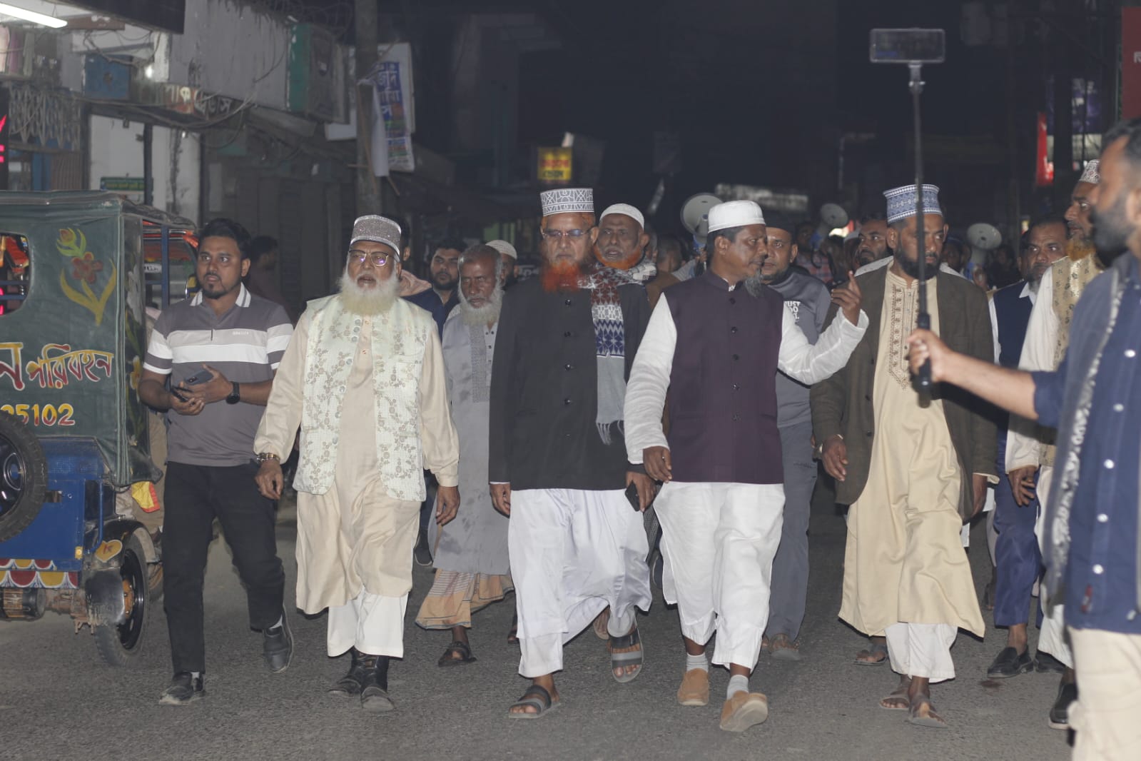 সেনবাগে শাপলা কলির সমর্থকের ওপর হামলার প্রতিবাদে বিক্ষোভ সমাবেশ 