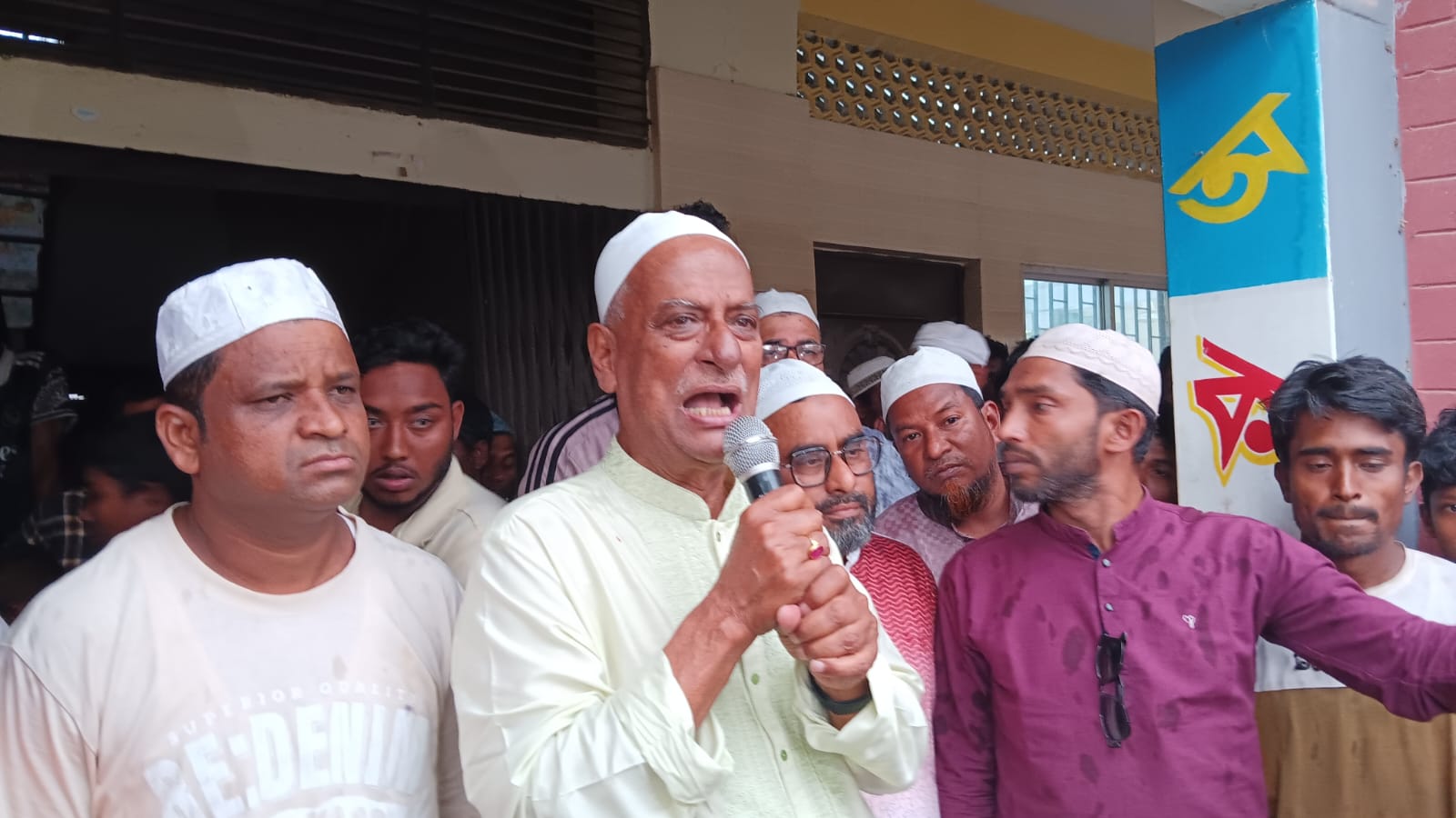 সেনবাগে পৌর বিএনপির ইফতার ও দোয়া মাহফিলে জয়নুল আবেদীন ফারুক