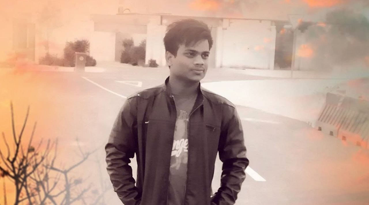 মাছ ধরার নৌকা দেখতে গিয়ে বজ্রপাতে ছেলের মৃত্যু, বাবা গুরুতর আহত