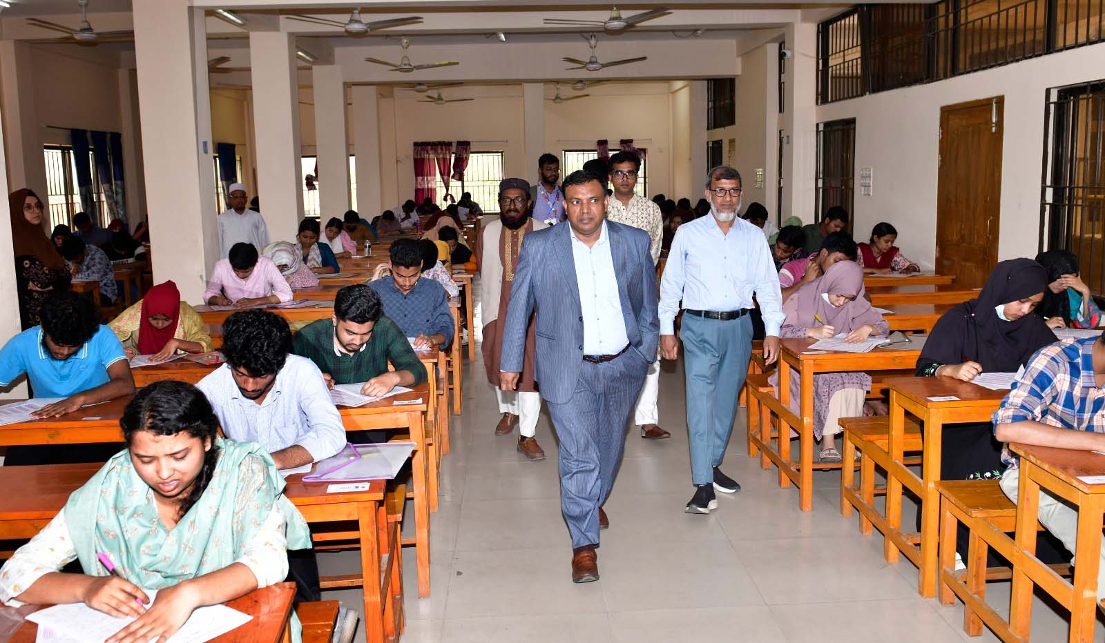 নোবিপ্রবিতে ‘এ’ ইউনিটের ভর্তি পরীক্ষা সুষ্ঠুভাবে সম্পন্ন