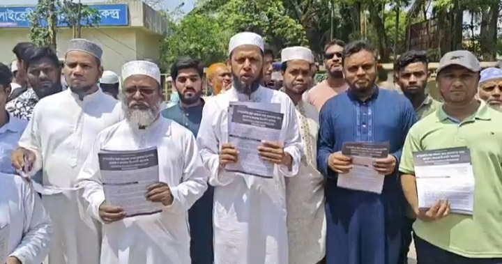 গণভোটের গণরায় বাস্তবায়নের দাবিতে কোম্পানীগঞ্জে জামায়াতের লিফলেট বিতরণ কর্মসূচি