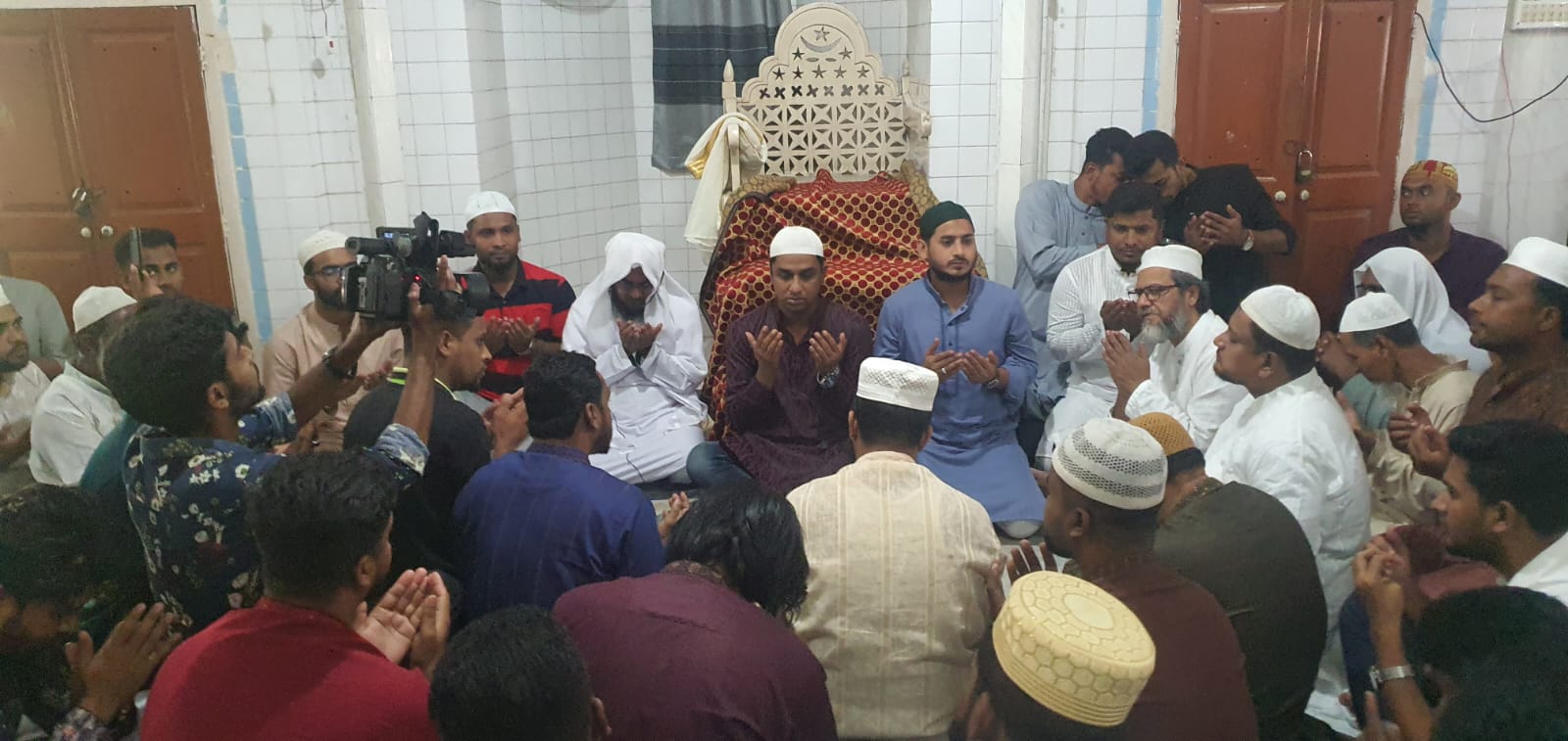 নোয়াখালী জেলা ছাত্রদলের উদ্যোগে জিয়াউর রহমান ও খালেদা জিয়ার আত্মার মাগফিরাত কামনায় দোয়া মাহফিল